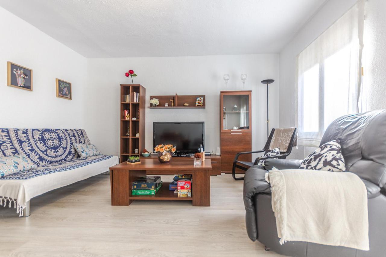 Апартаменты 2Br Flat - Aircon - 5 Min Walk To Benidorm Beach Экстерьер фото