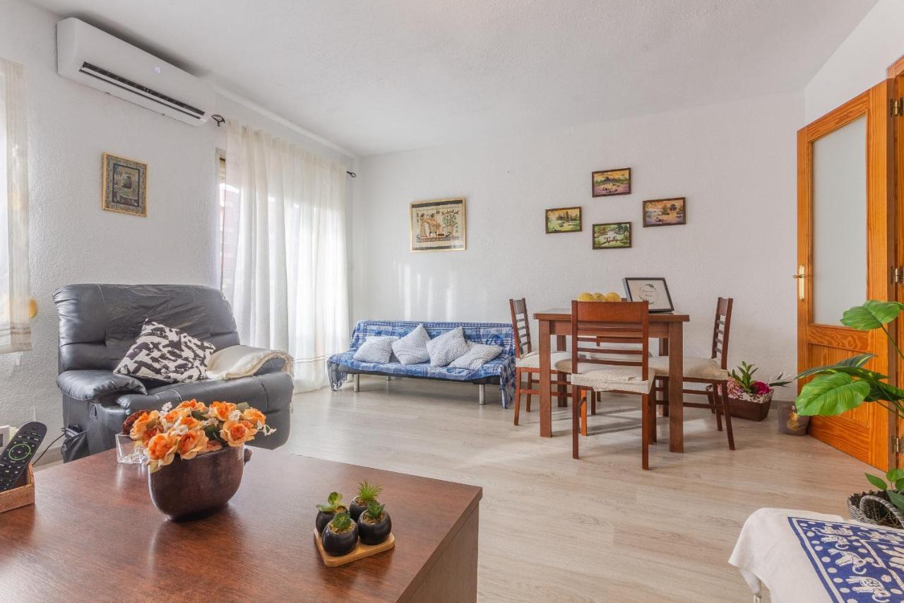 Апартаменты 2Br Flat - Aircon - 5 Min Walk To Benidorm Beach Экстерьер фото